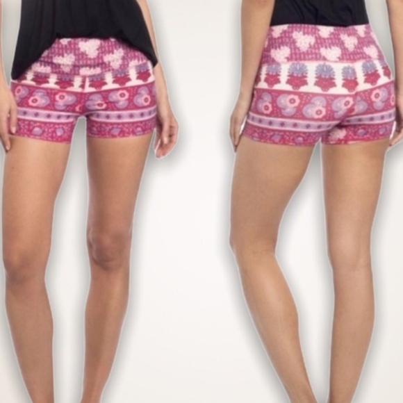 Chaser Quadrablend pink stretch shorts